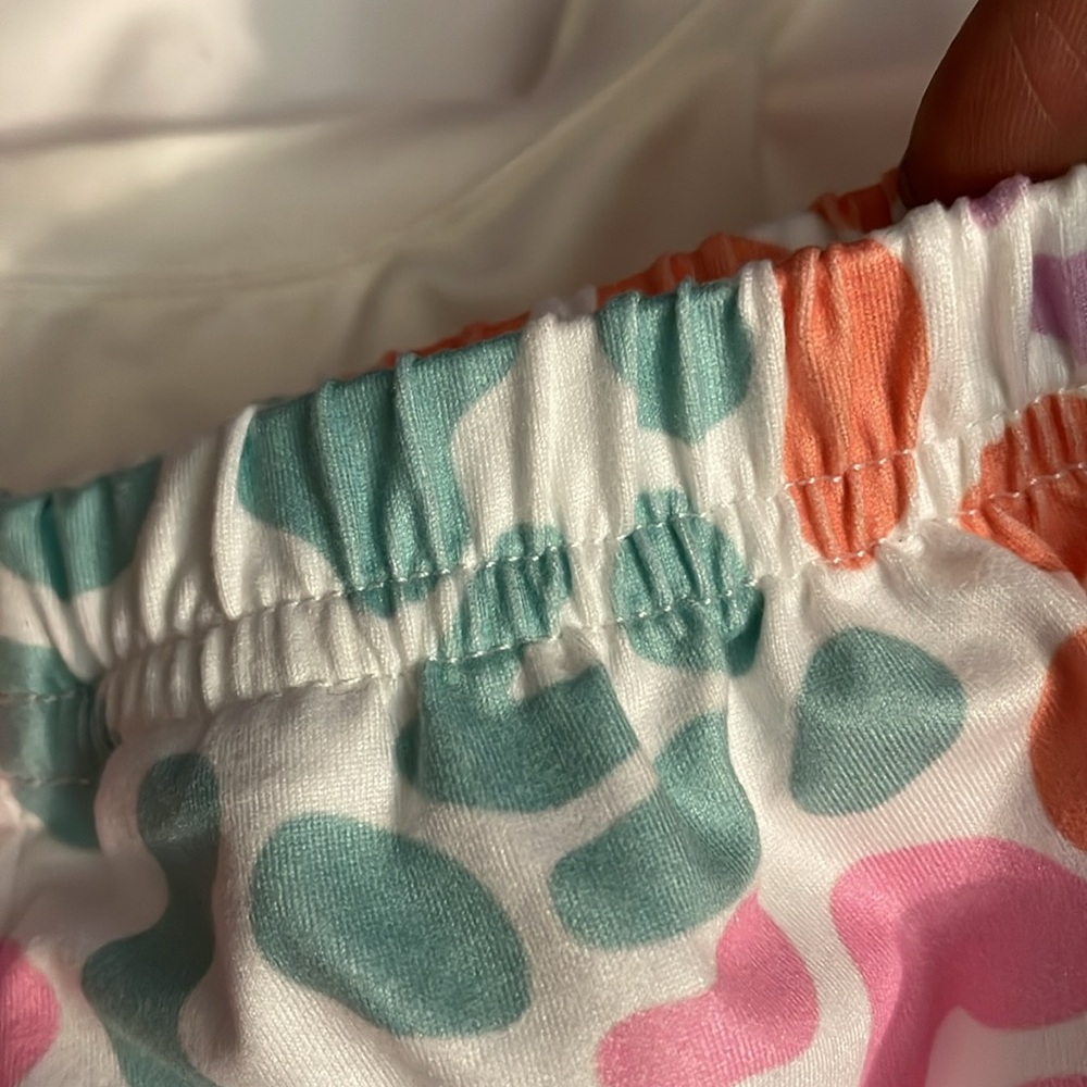 Shorts Set - Picture 6 of 7
